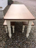 ^Kitchen Dining Table Size: 4' x 3'