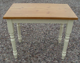^Kitchen Dining Table Size: 6' x 3'