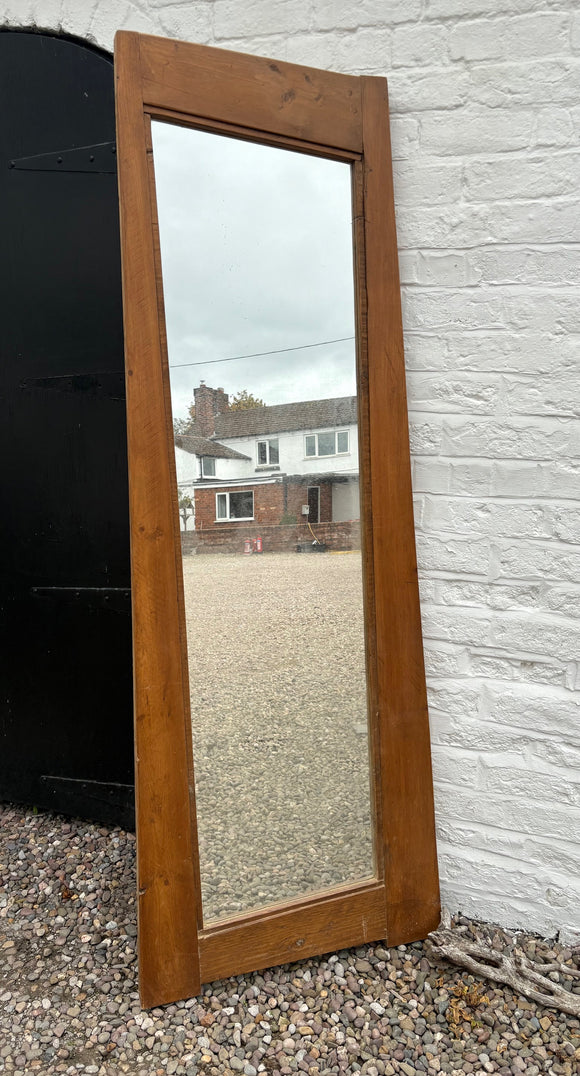 LARGE 'QUIRKY MIRROR'   ***CLEARANCE***    COLLECTION ONLY