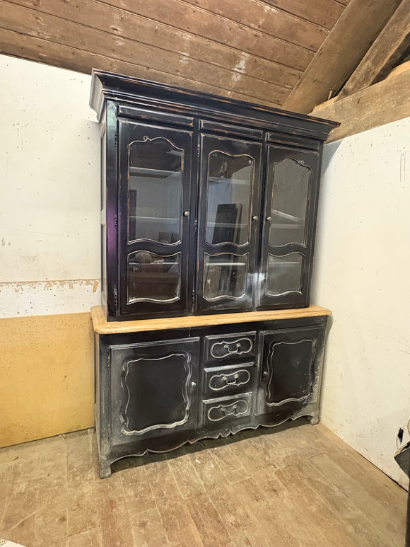 Large Heavy GLAZED Solid Wood Dresser****CLEARANCE****COLLECTION ONLY