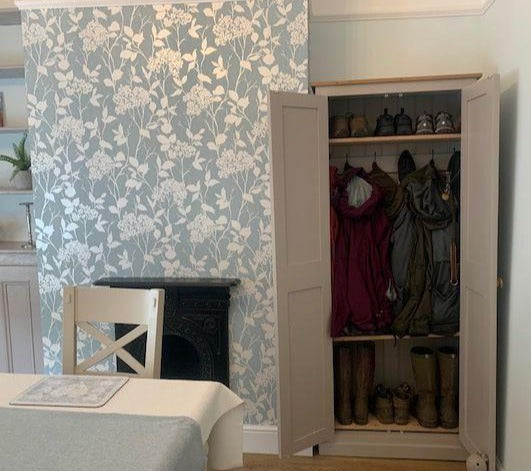 ^2 door Hallway, Utility, Cloak Room Storage Cupboard with Coat Hooks and 3 Shelves (40 cm deep) ALL SIZE VARIATIONS - Option 5
